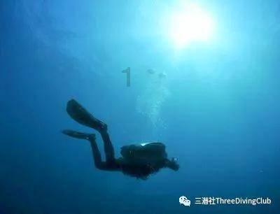 你会在亲密关系中主动表达爱？主动表达爱重要吗？