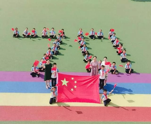 陕西优艺墨堂分享：穿越阴霾，14岁少年与抑郁的斗争及心理咨询的启示