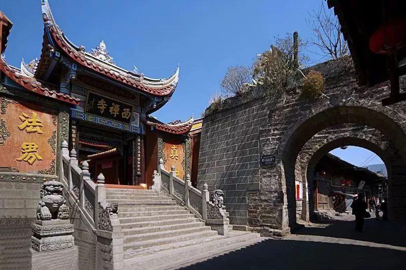 106854929012187721是农业银行的电话号码吗？
